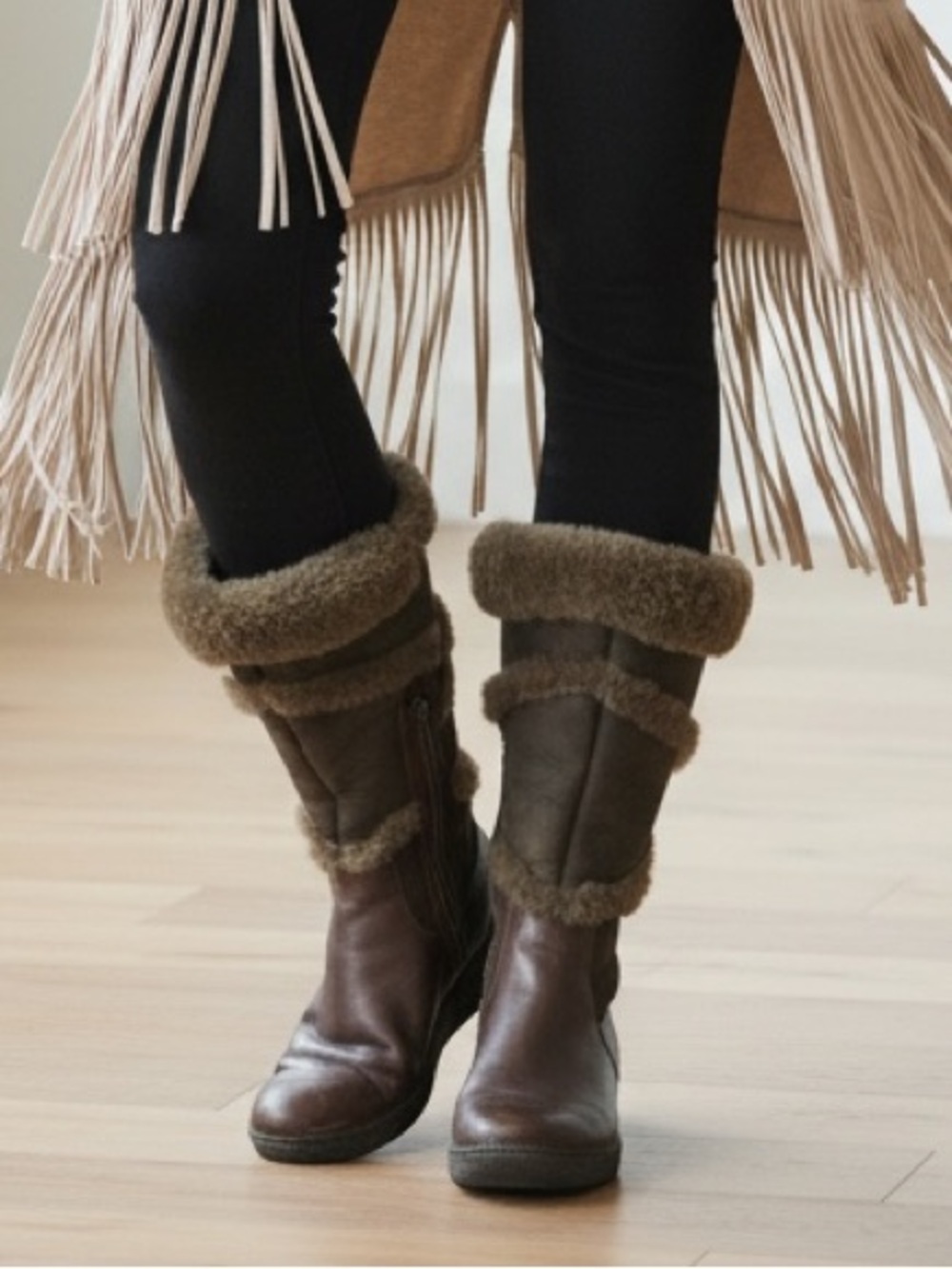 Born Shearling Trim Mid-Calf Fall/ Winter Boots Womans Size 7